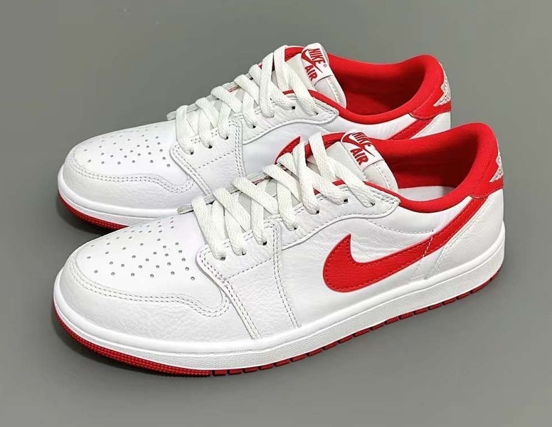 Air jordan 1 low 2025 university red